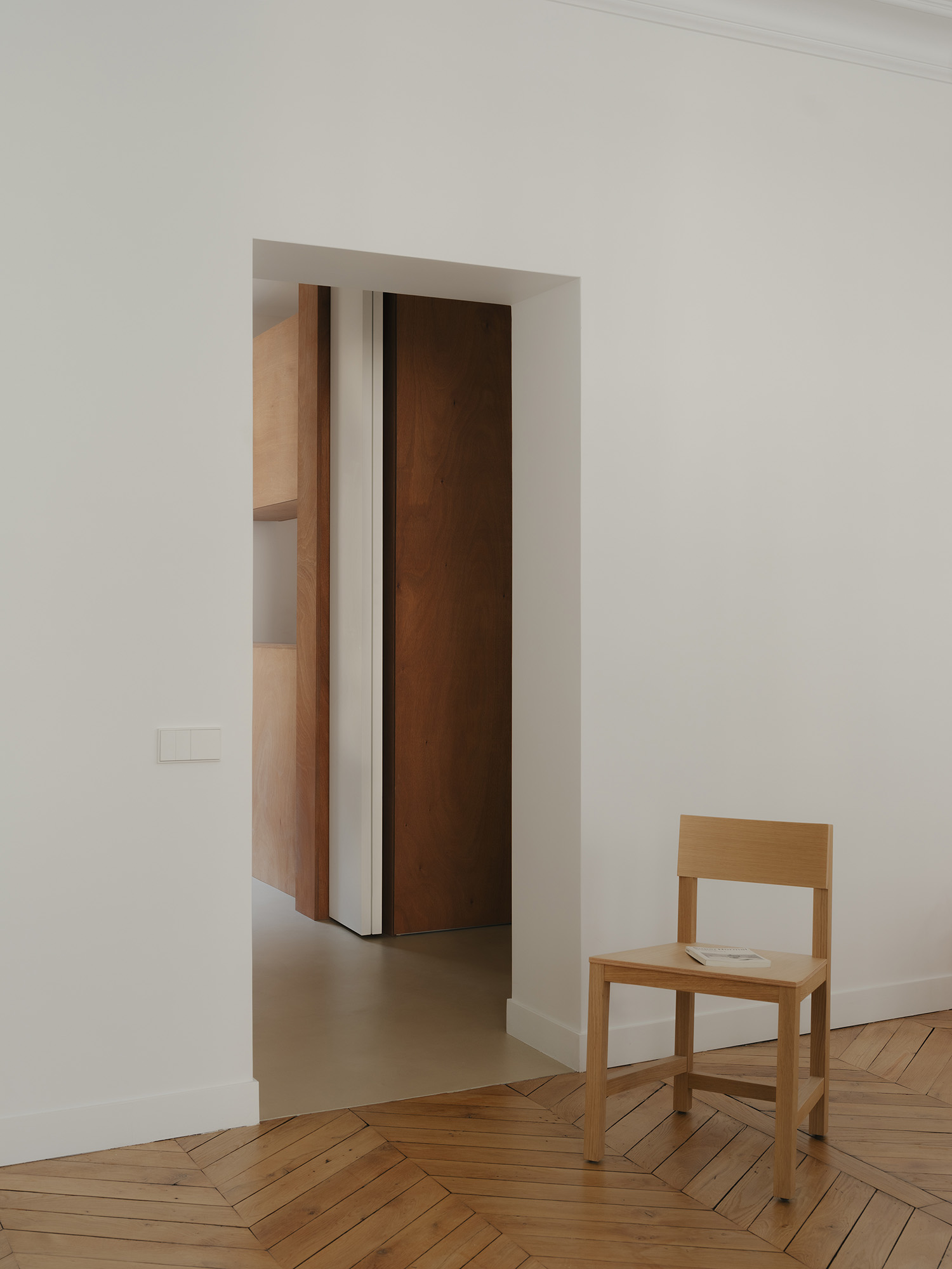 Threshold to the night area